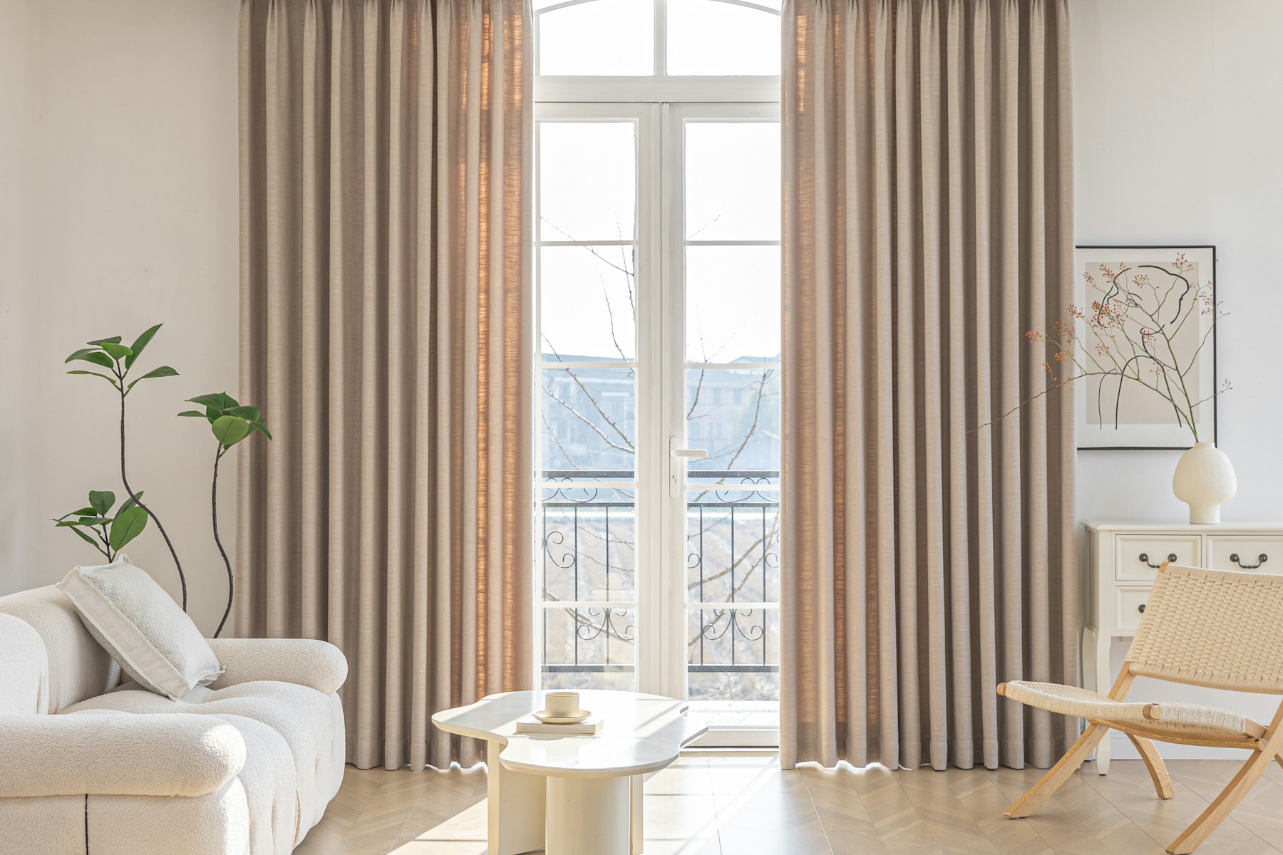Light-filled luxury interior in quiet natural materials